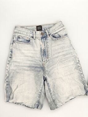 BDG Womans Washed Denim Jean Shorts - Light Blue